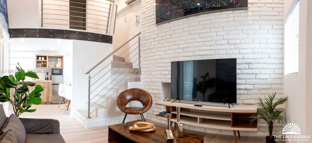 Photo of 505 SE 16th St, Fort Lauderdale, FL 33316 (MLS # A11967447)