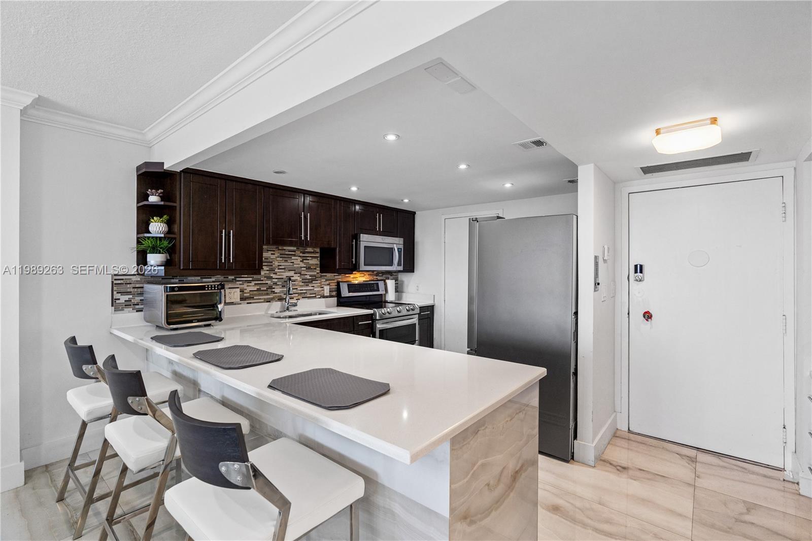 GOLDEN HORN CONDO - Residential