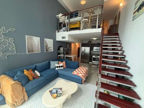 41 SE 5th St 912 Miami FL 33131