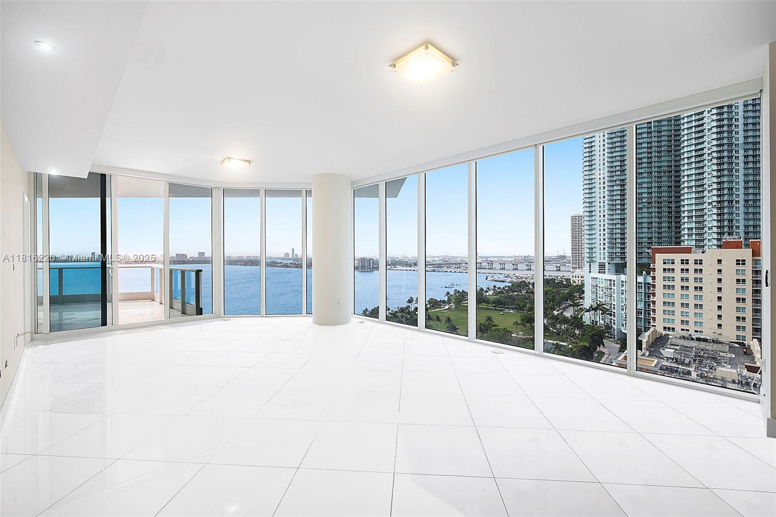 PARAMOUNT BAY CONDO - Residential Lease