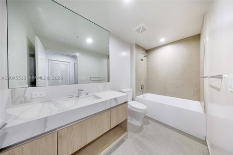 Tiny photo for 11 NE 6th St #3209, Miami, FL 33132 (MLS # A12045533)