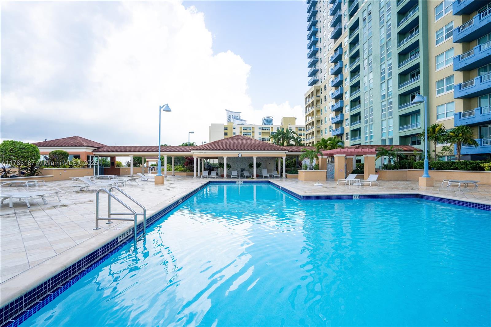 YACHT CLUB AT PORTOFINO C - Residential Lease