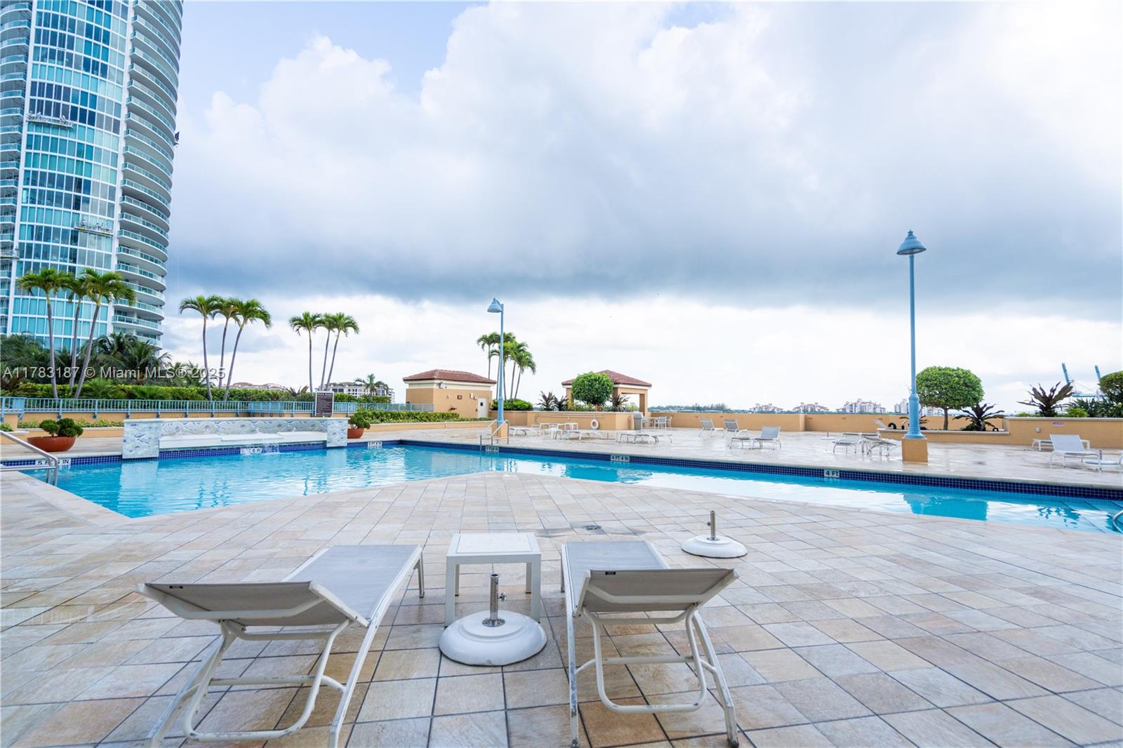 YACHT CLUB AT PORTOFINO C - Residential Lease