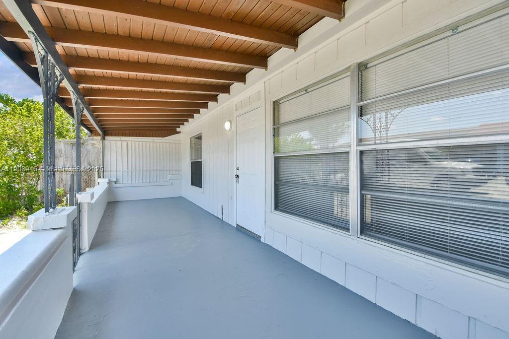 View photos, virtual tours, details... 18947 NW 45th Ave