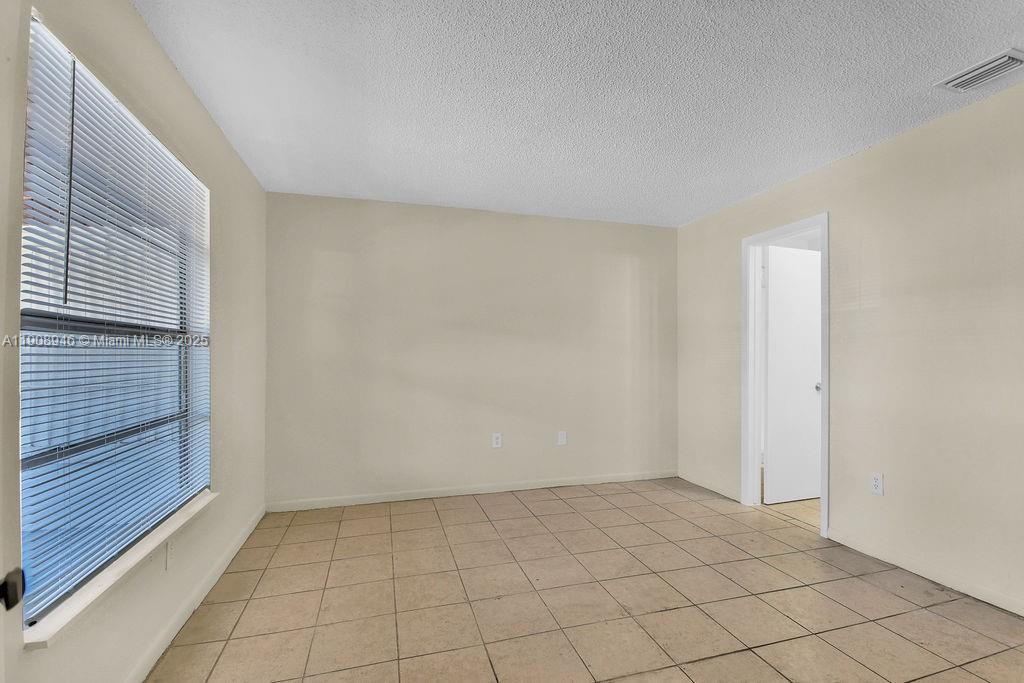 KINGS GARDENS SEC THREE - Residential