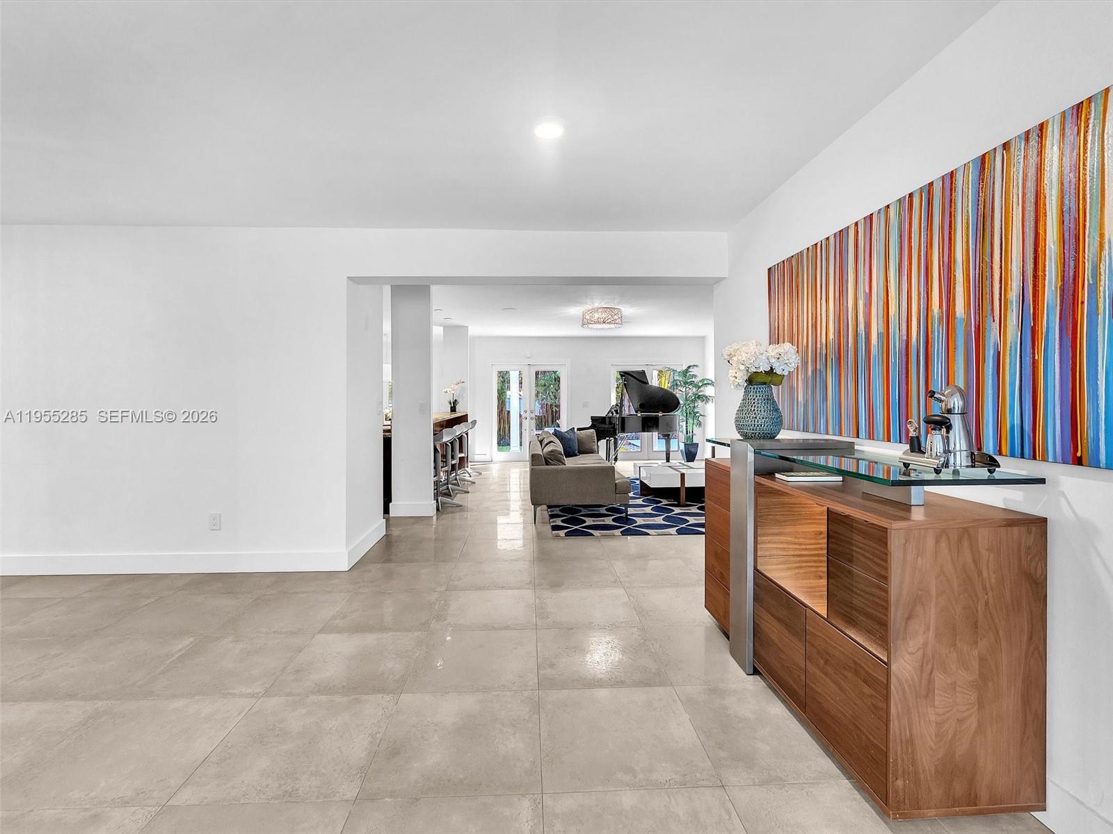 HOLLYWOOD LAKES SECTION - Residential