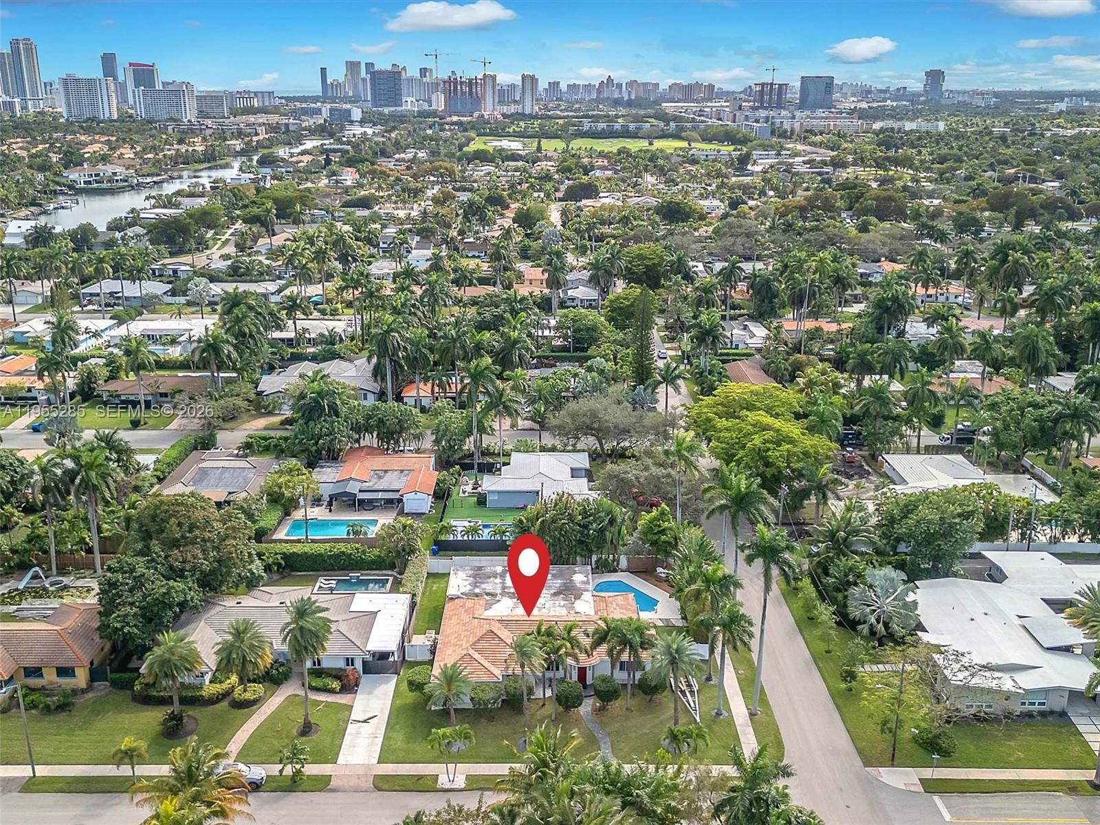 HOLLYWOOD LAKES SECTION - Residential