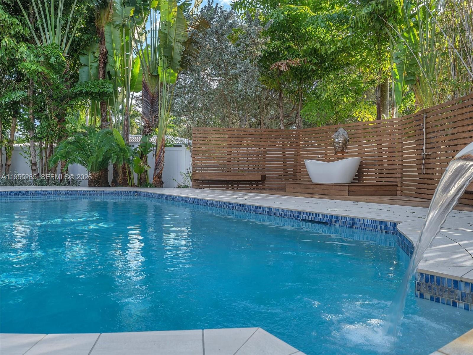 HOLLYWOOD LAKES SECTION - Residential