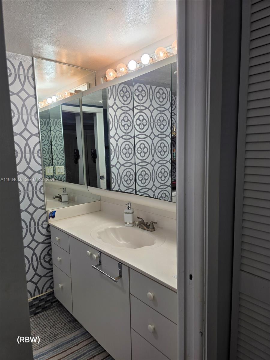 WOODMONT APT HOMES 67A - Residential