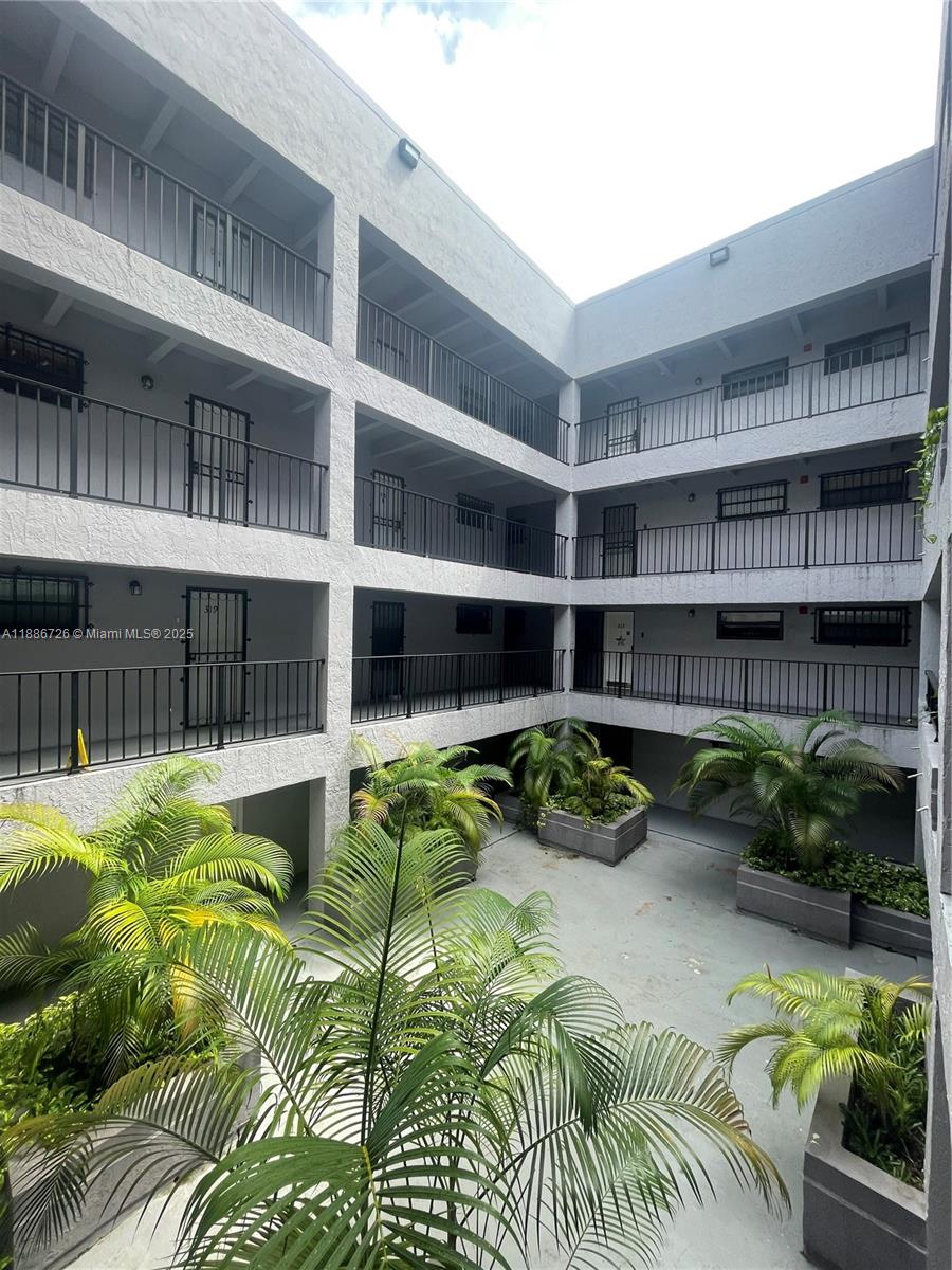 EL BOSQUE AT LITTLE HAVAN - Residential