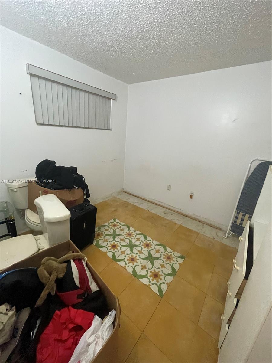 EL BOSQUE AT LITTLE HAVAN - Residential