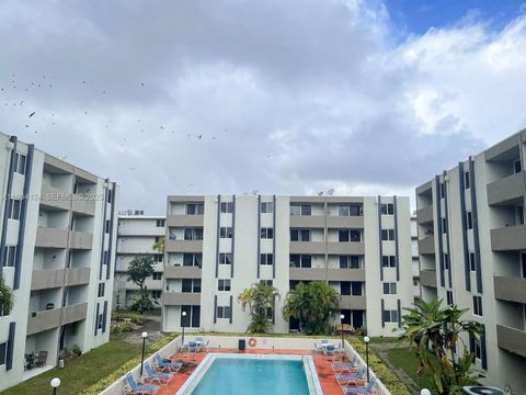 10090 NW 80th Ct 1340 Hialeah Gardens FL 33016