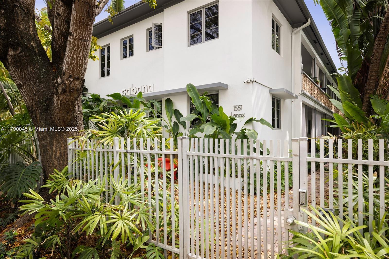 Rental Property at 1551 Lenox Ave 8, Miami Beach, Miami-Dade County, Florida - Bedrooms: 2 
Bathrooms: 2  - $3,200 MO.