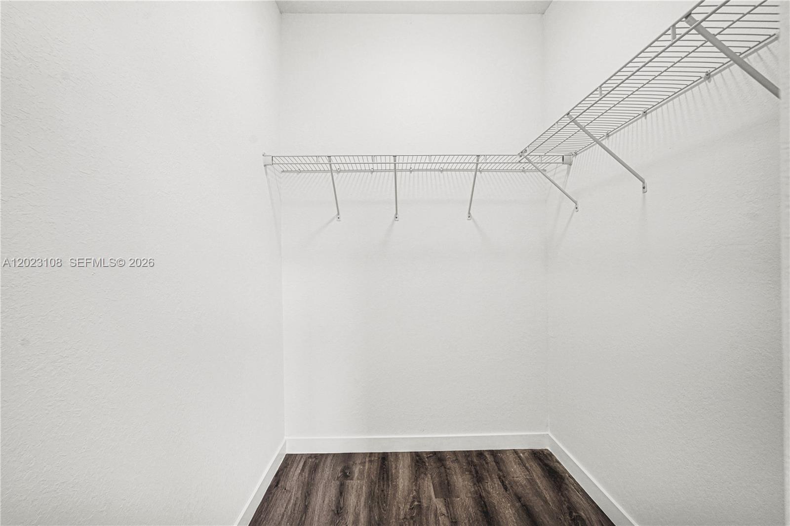 CHLOE ESTATES - Residential