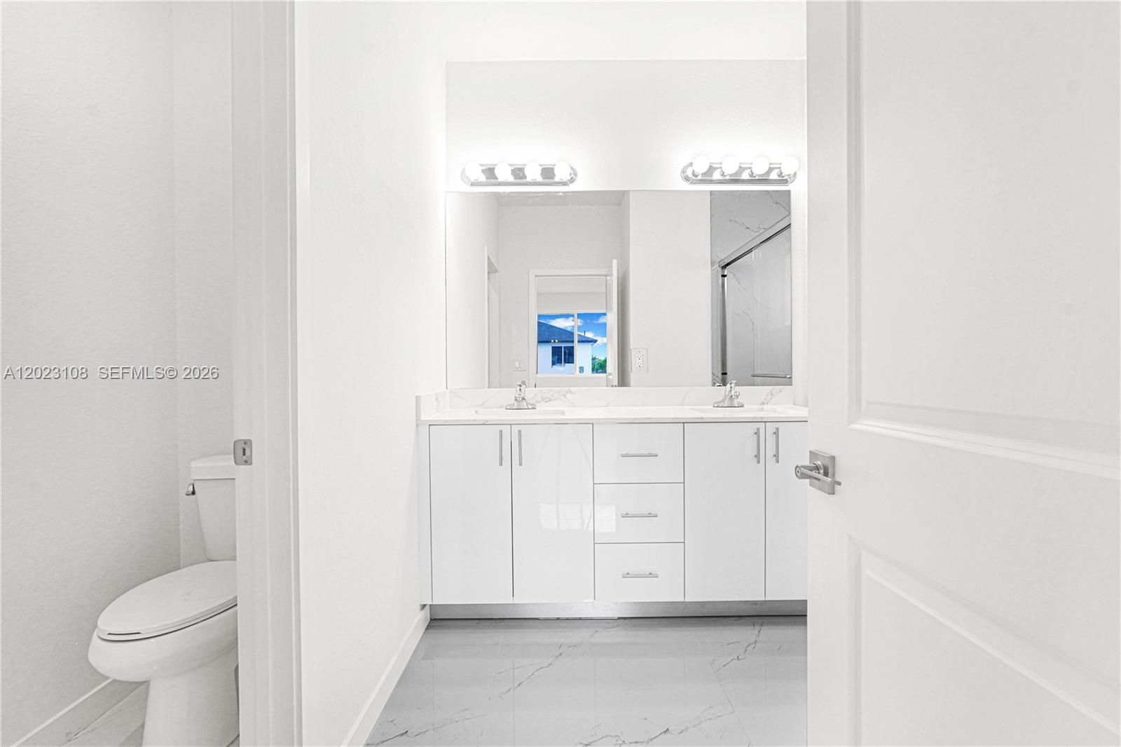 CHLOE ESTATES - Residential
