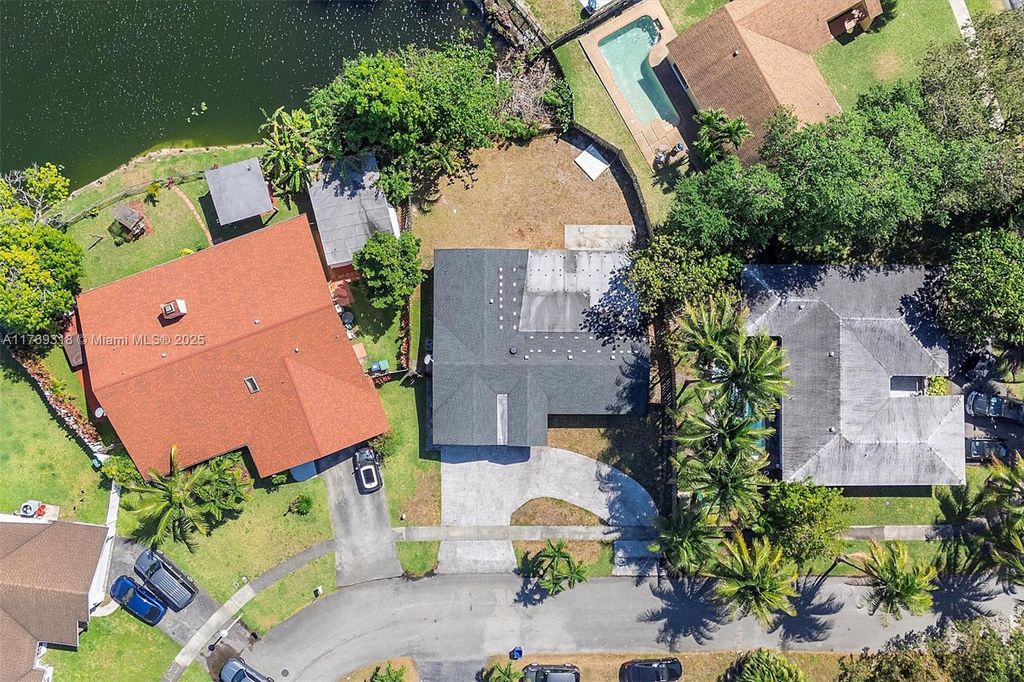 listing image 49