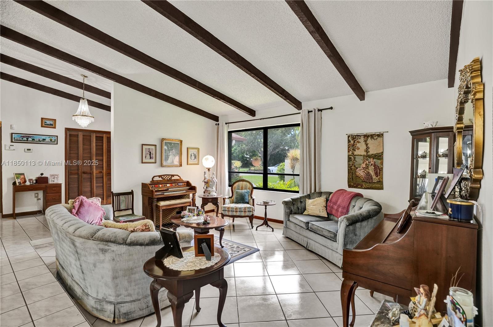 BRIAR BAY URBAN PARK SEC - Residential