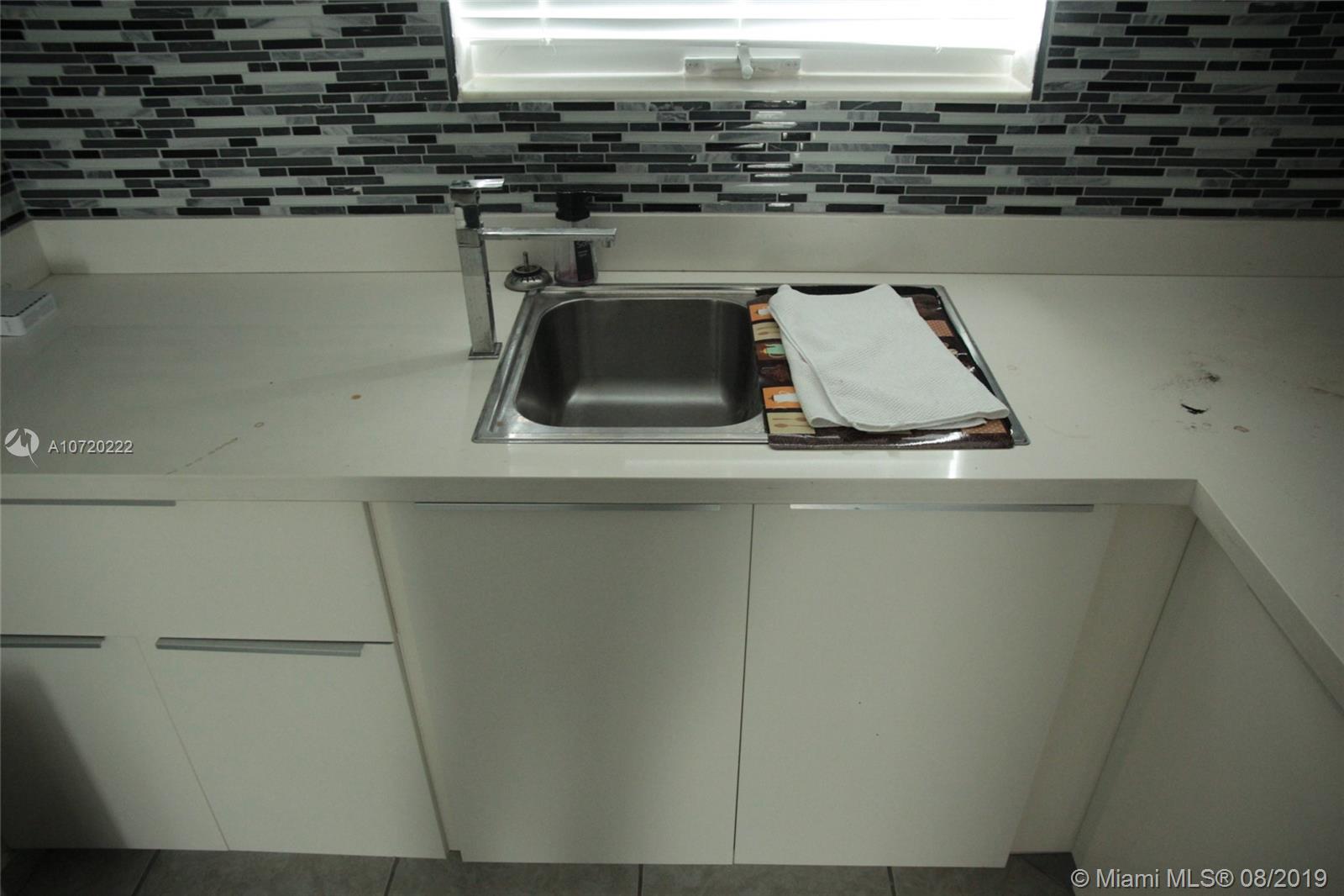 OCEAN BEACH FLA SUB - Residential Lease