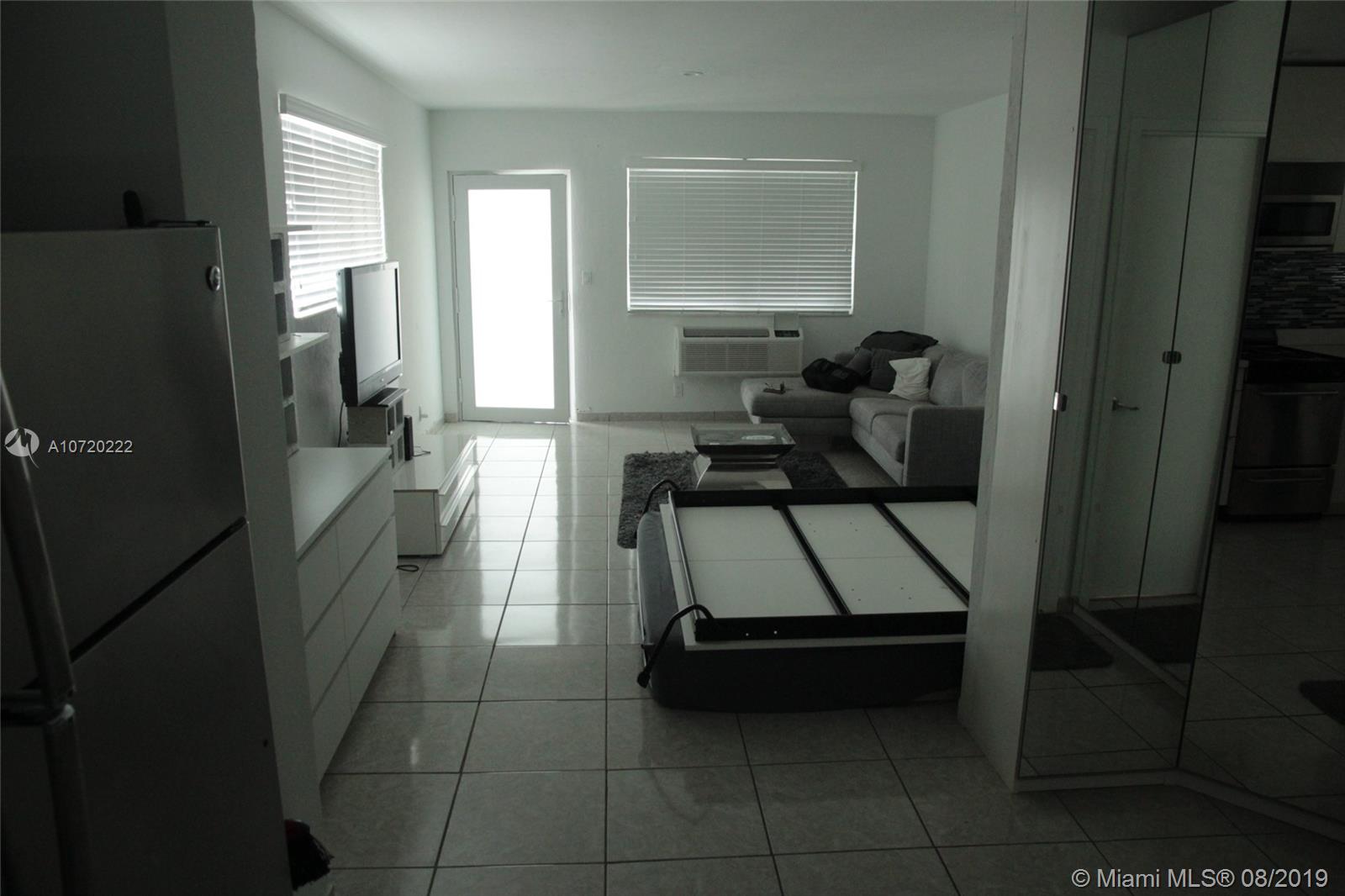 OCEAN BEACH FLA SUB - Residential Lease