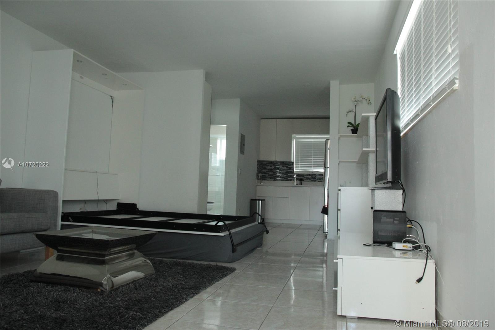 OCEAN BEACH FLA SUB - Residential Lease