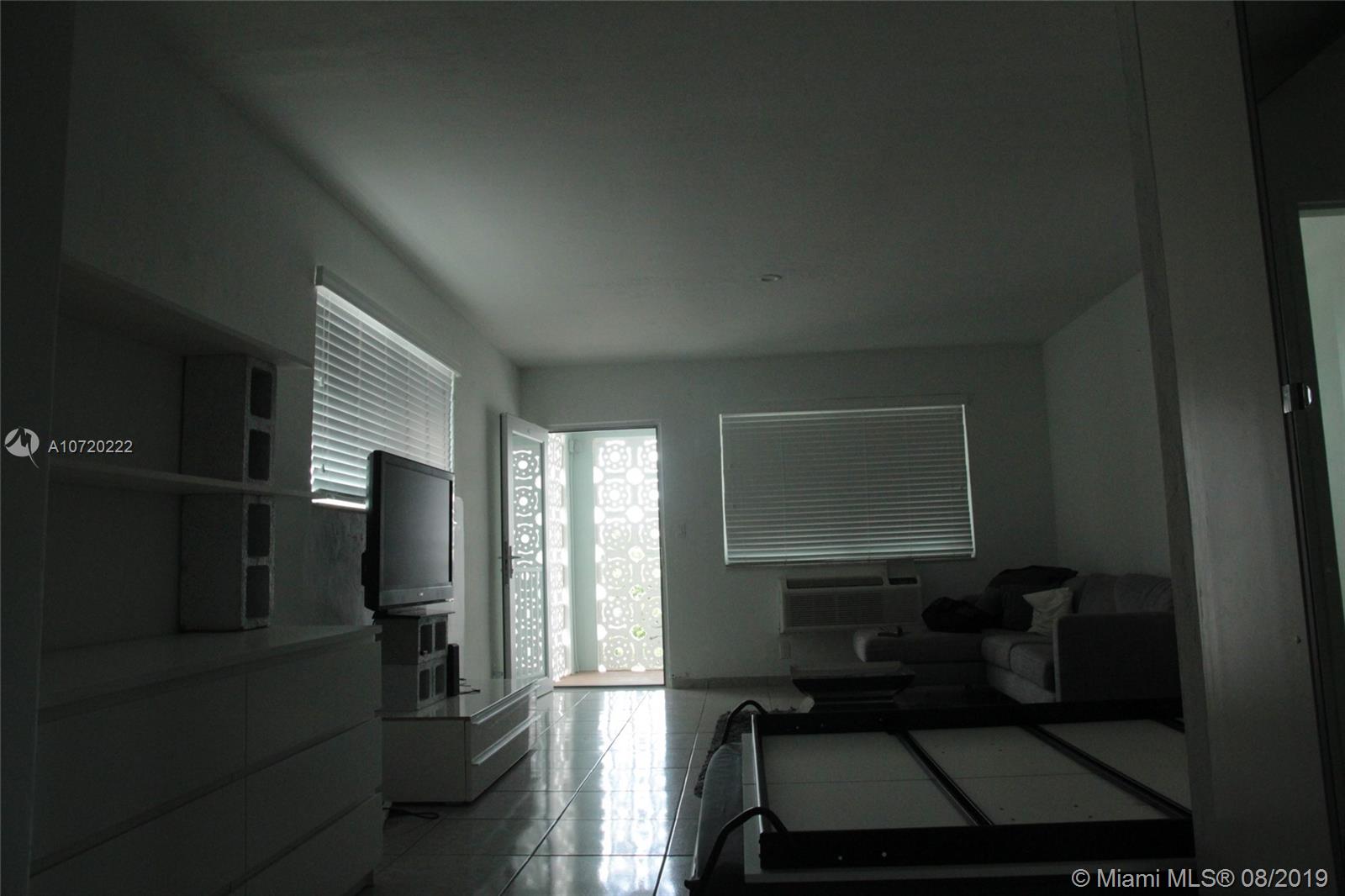 OCEAN BEACH FLA SUB - Residential Lease