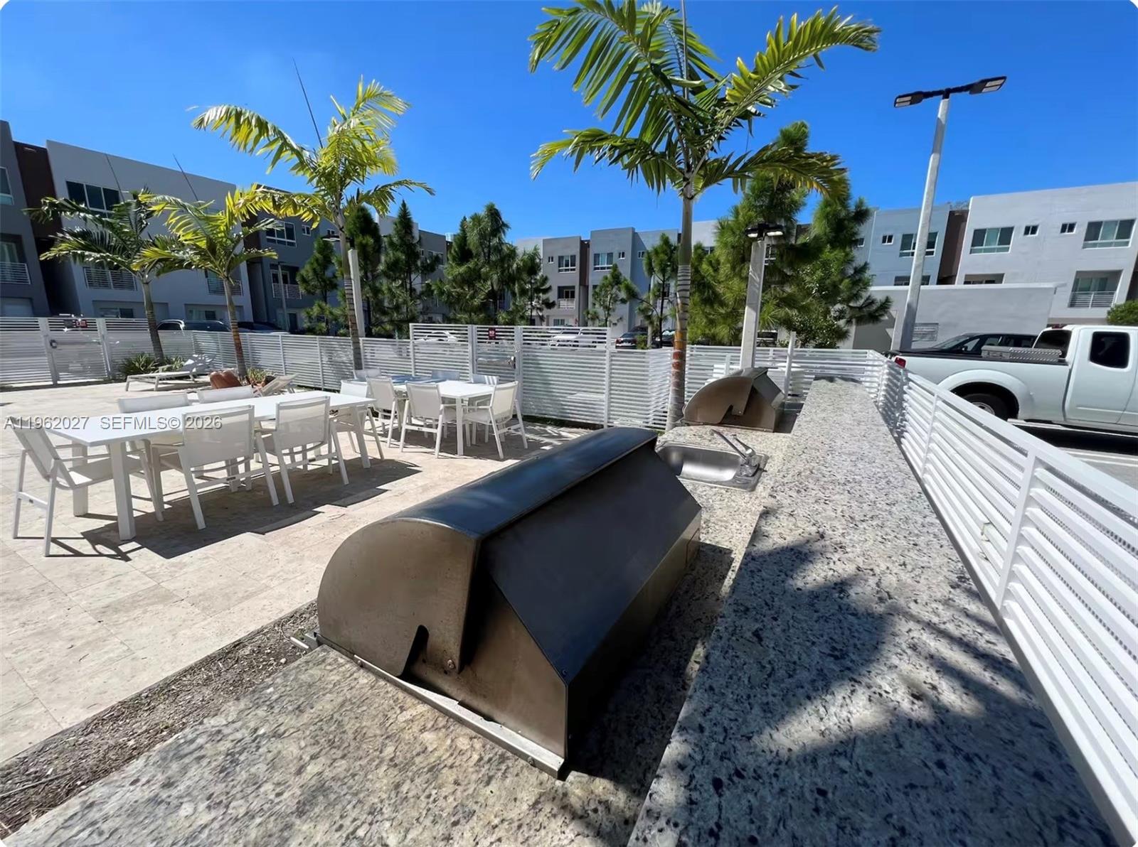 RIVERWOOD - Residential