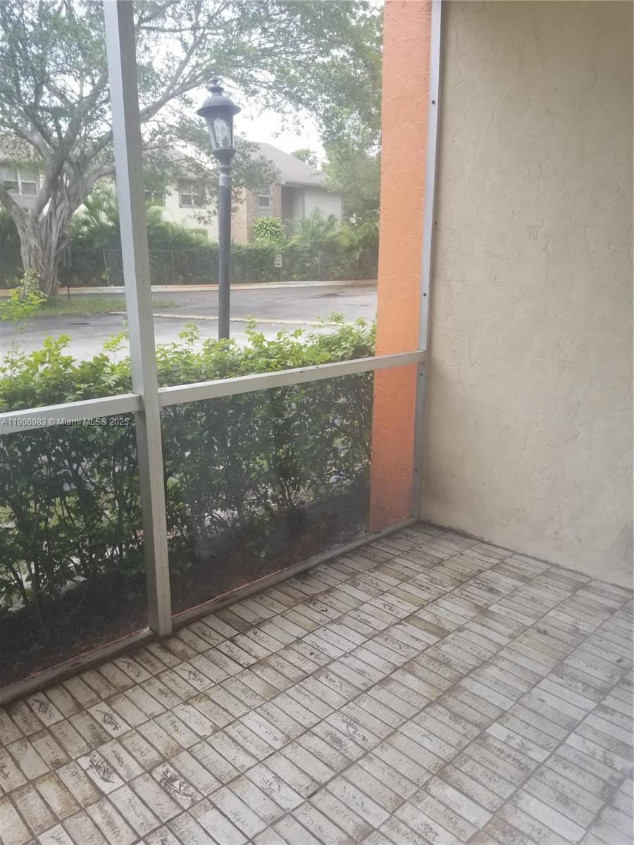 HERITAGE CIRCLE CONDO - Residential Lease