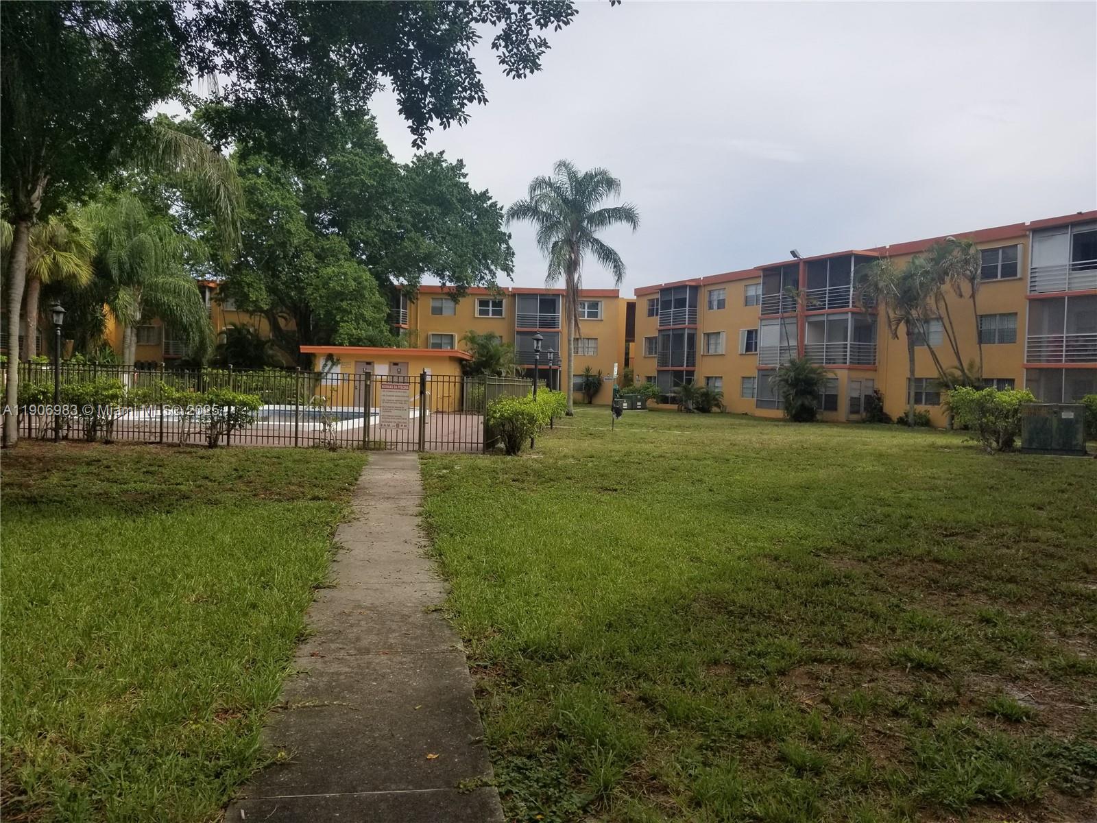 HERITAGE CIRCLE CONDO - Residential Lease