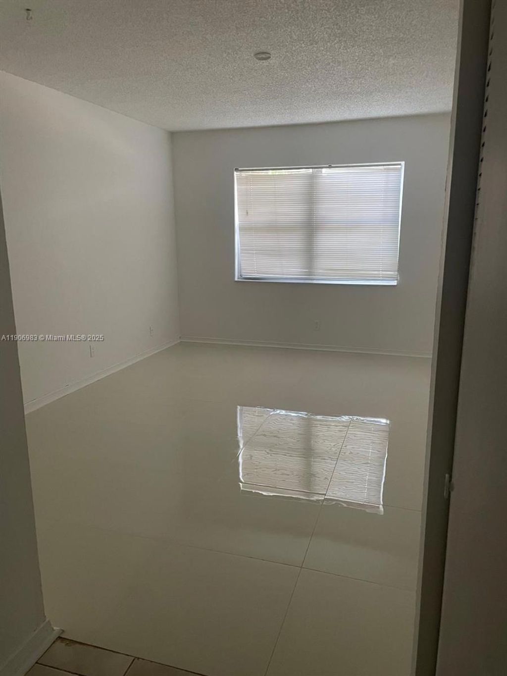 Photo of 4384 NW 9th Ave #20-1F, Deerfield Beach, FL 33064 (MLS # A11906983)