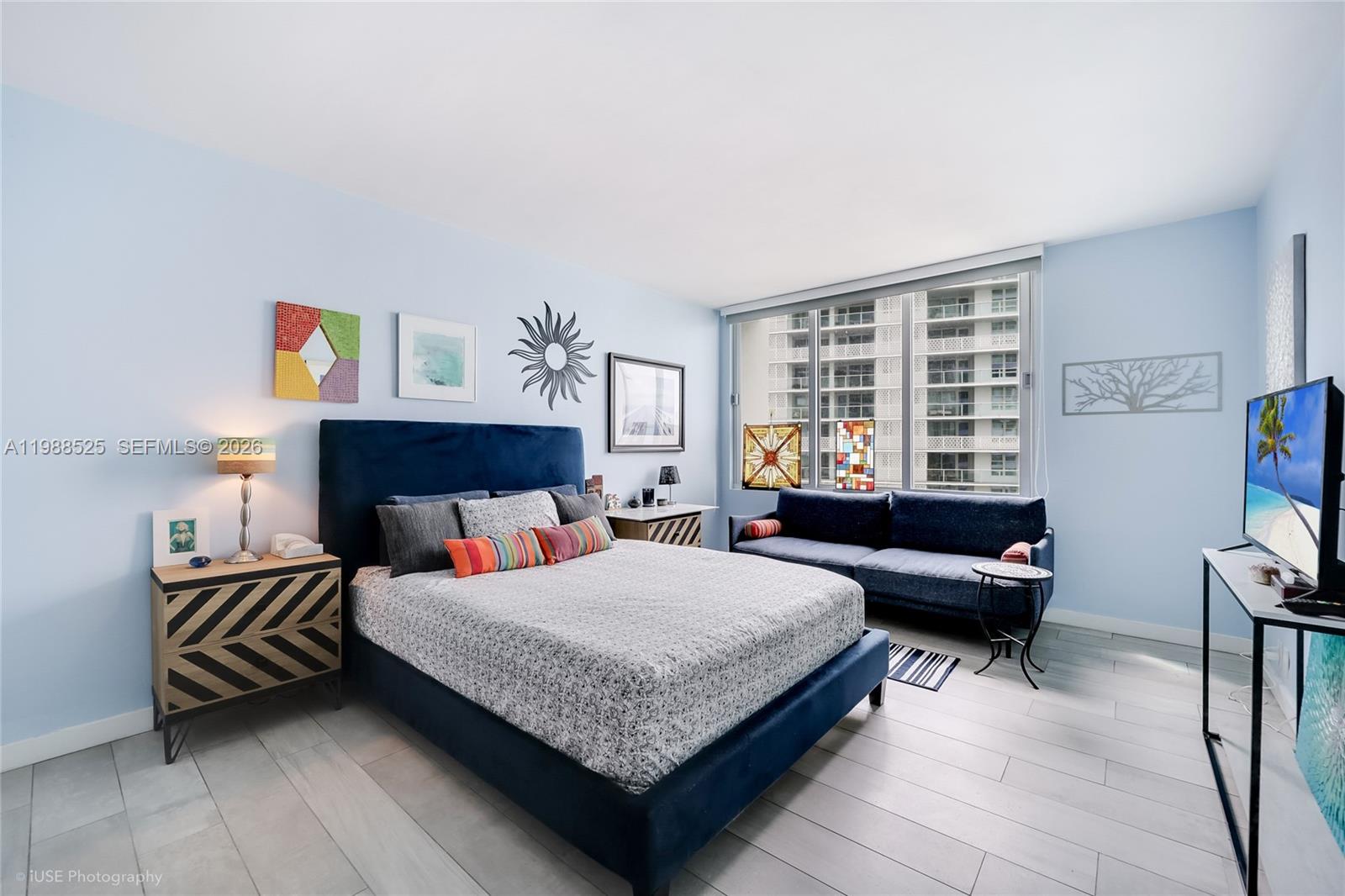 MIRADOR 1000 CONDO - Residential