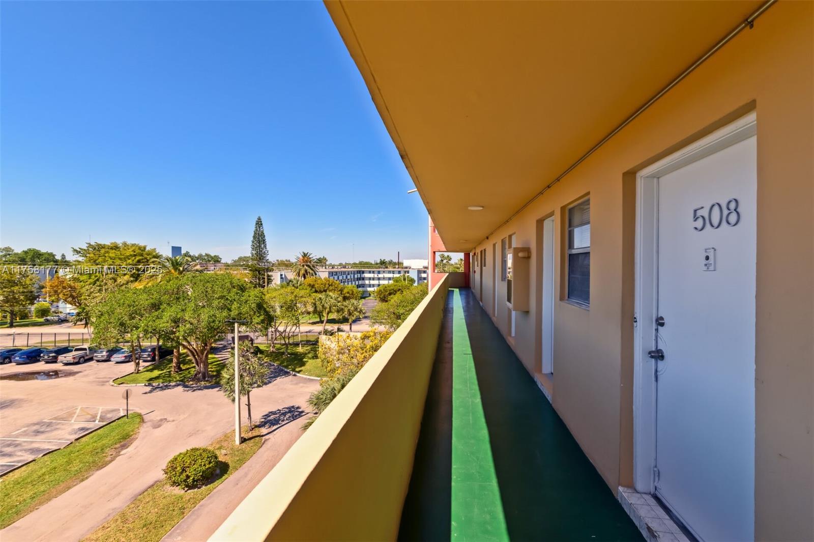 JADE WINDS GROUP - - Residential