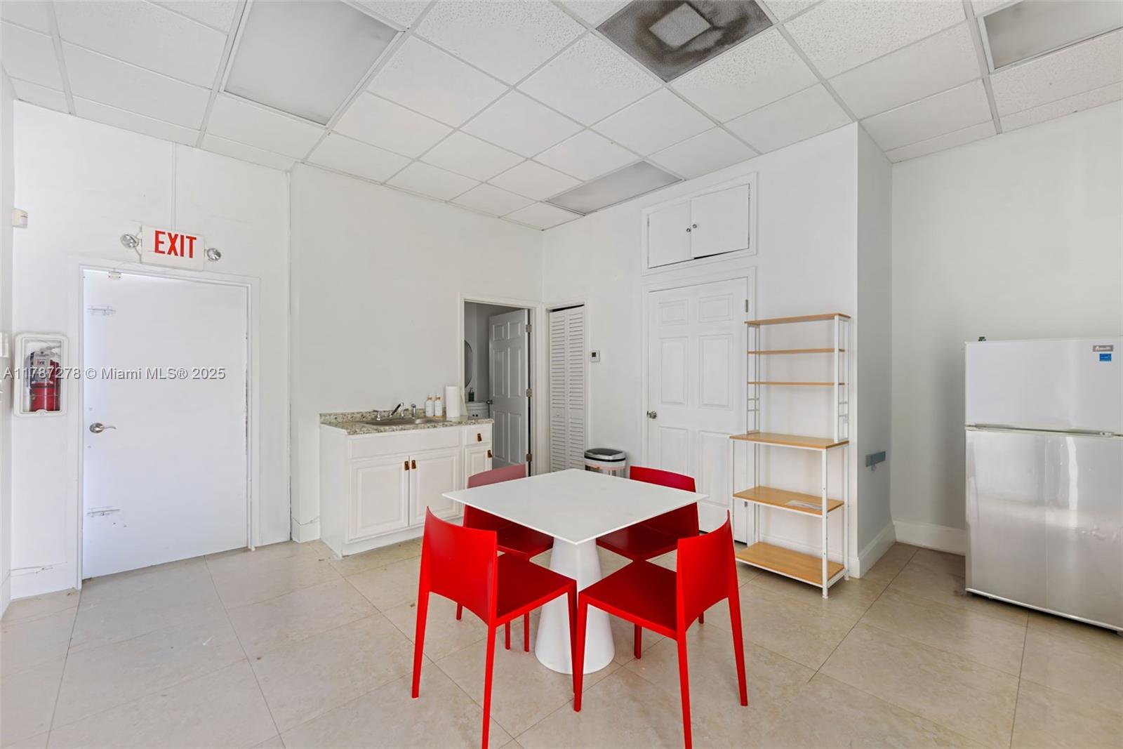 CAROLINA HEIGHTS 2ND SEC - Commercial Sale