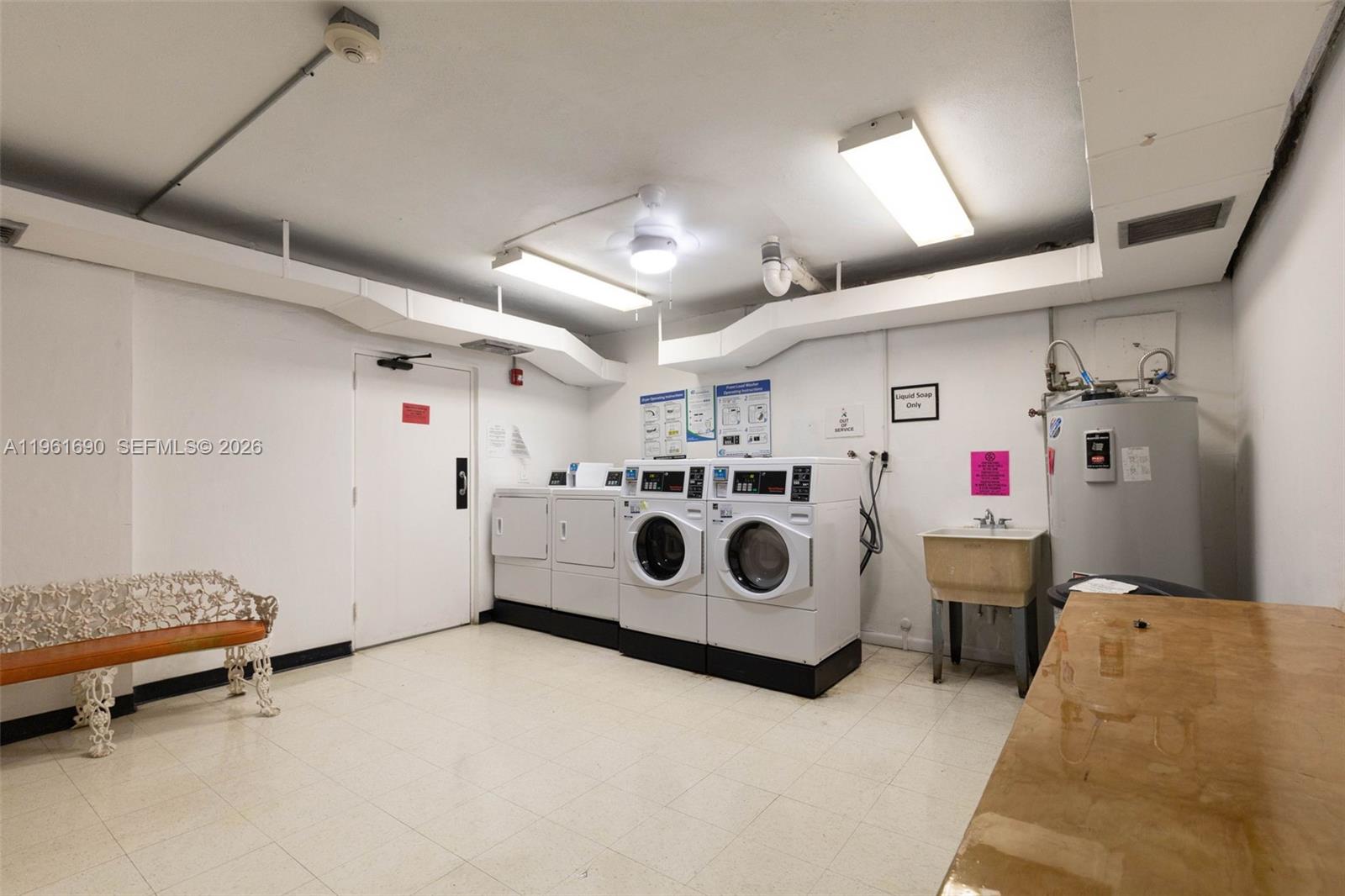 HILLCREST NO 21 CONDO - Residential