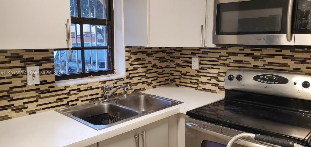 INTERNATIONAL PRINCESS CO - Residential Lease