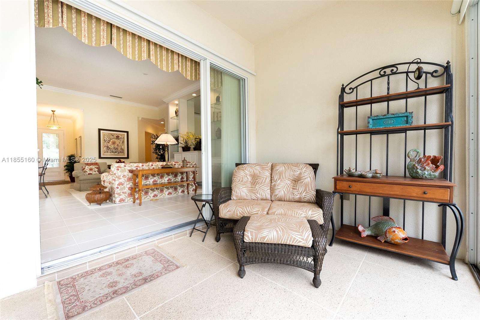 ISLES AT PALM BEACH GARDE - Residential