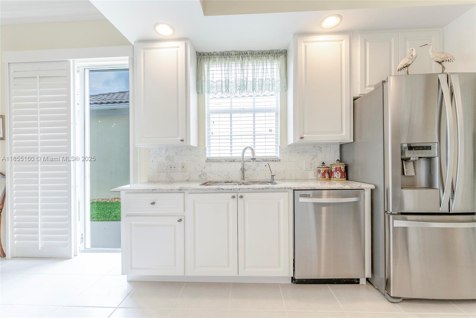 ISLES AT PALM BEACH GARDE - Residential