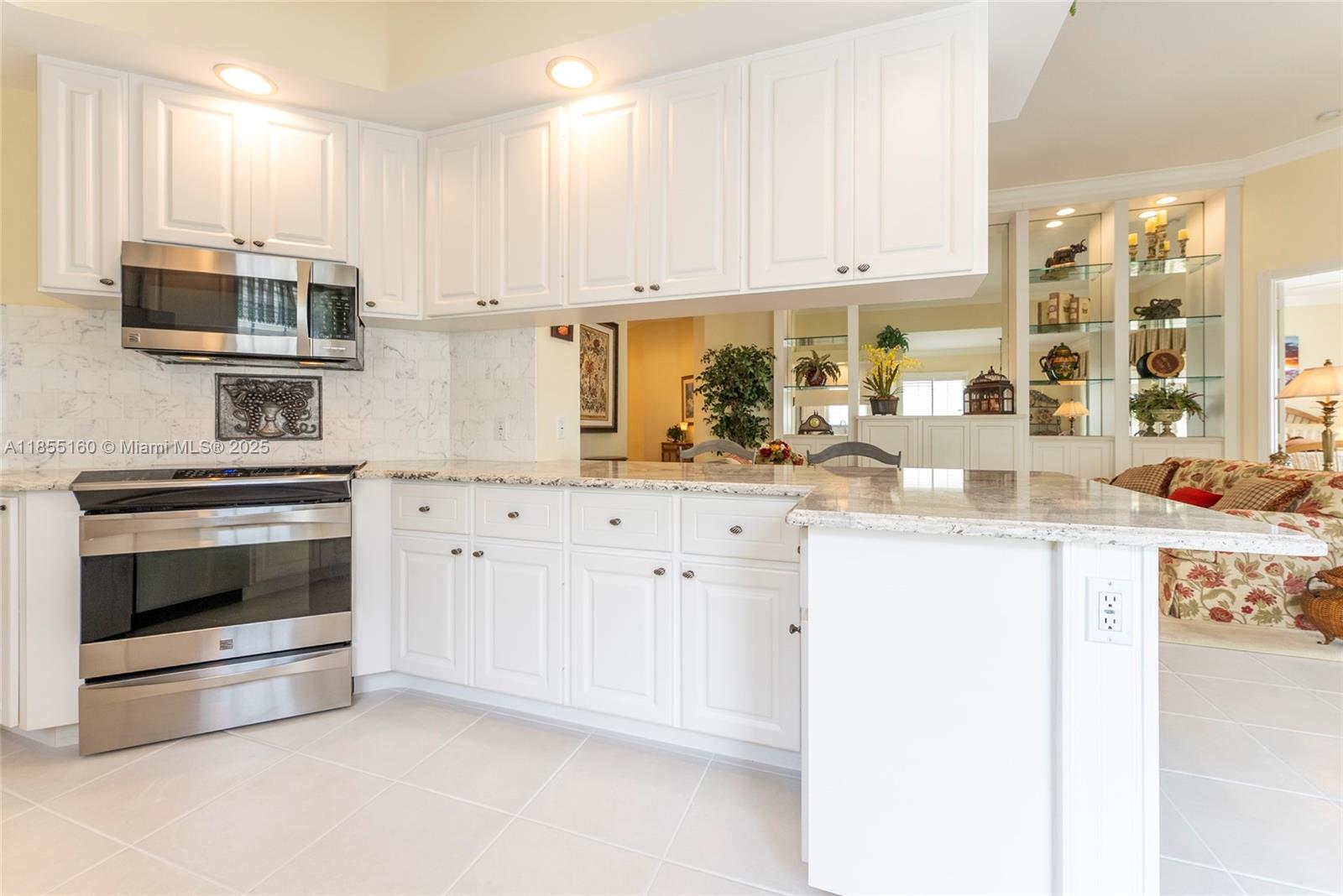 ISLES AT PALM BEACH GARDE - Residential