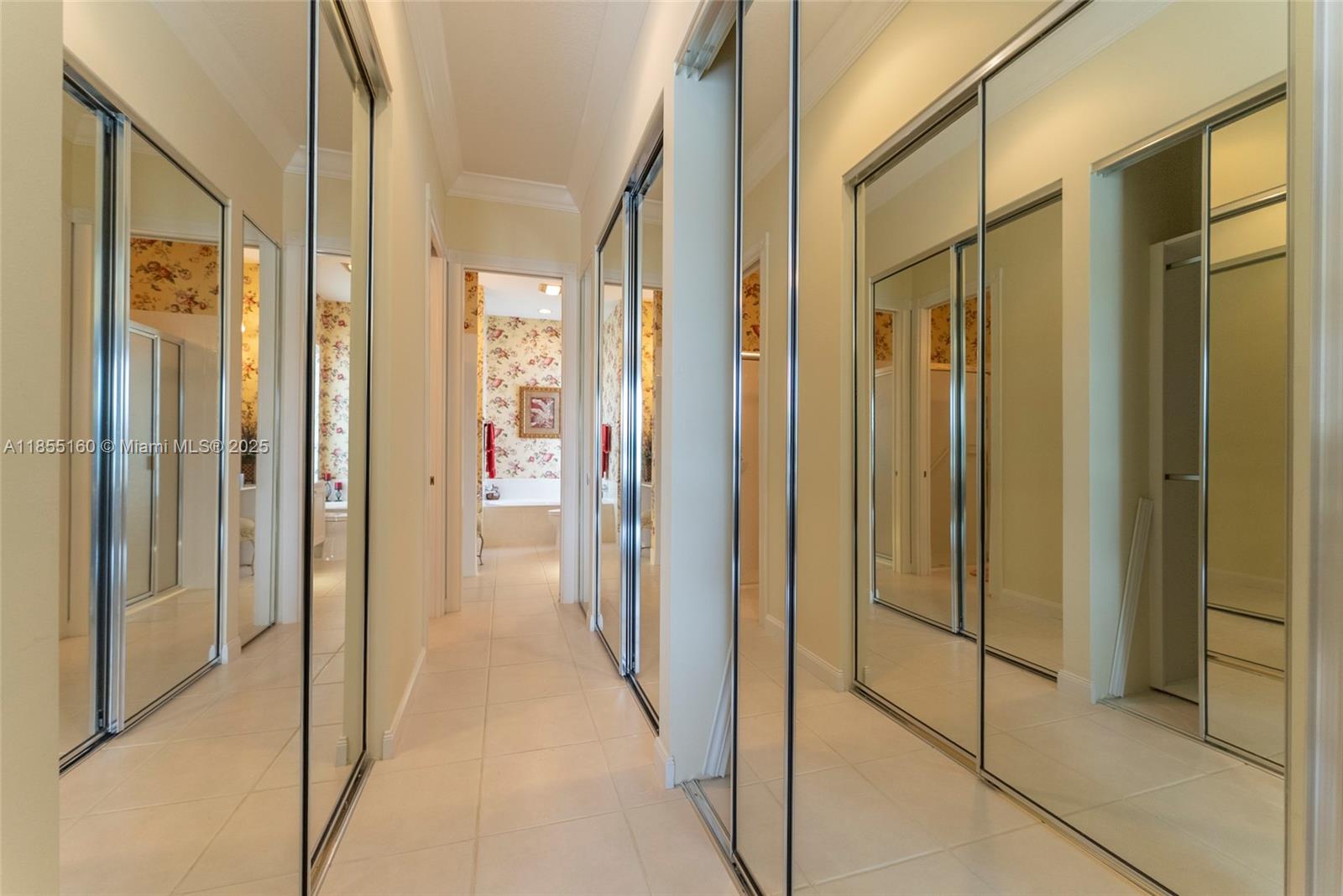 ISLES AT PALM BEACH GARDE - Residential