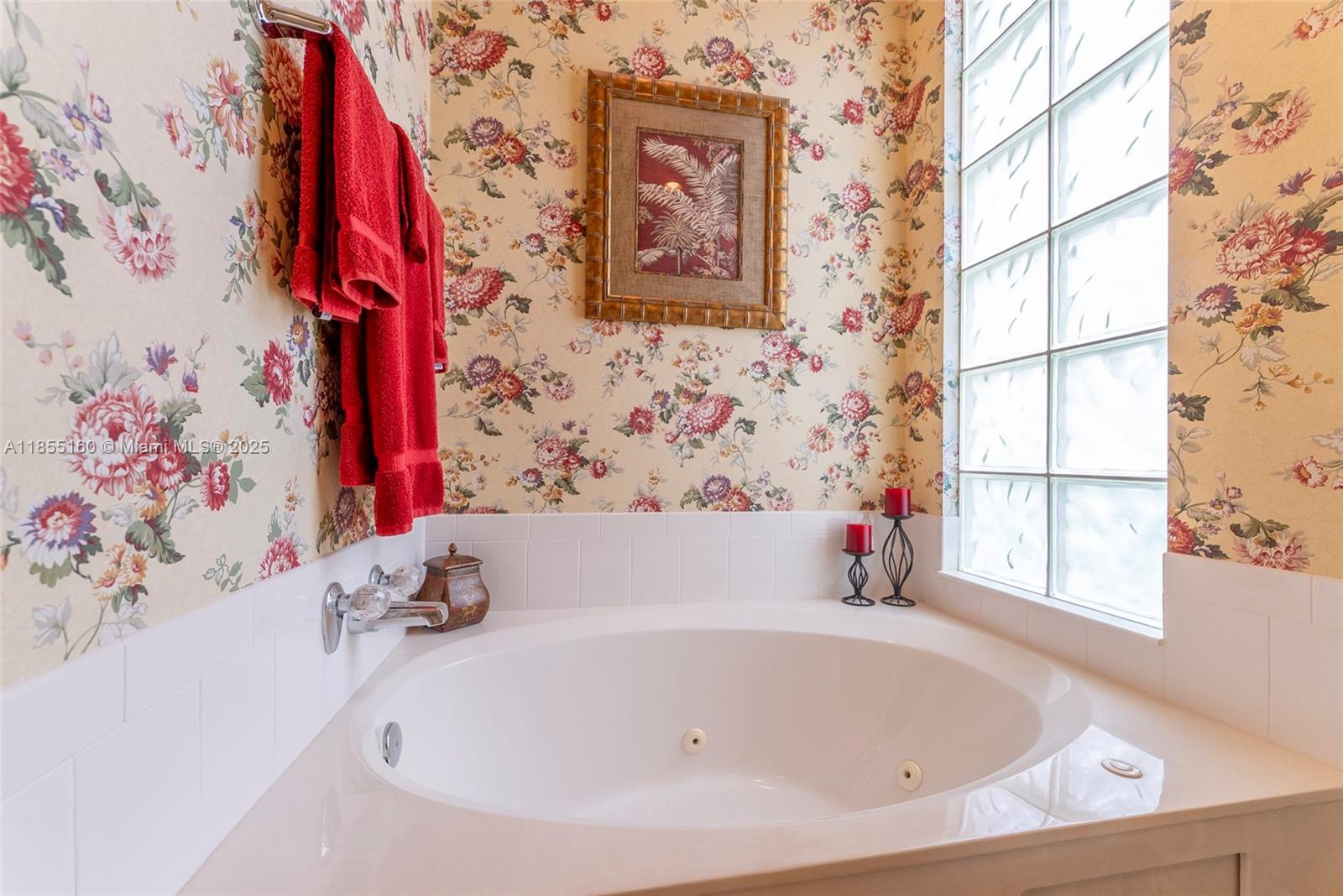 ISLES AT PALM BEACH GARDE - Residential