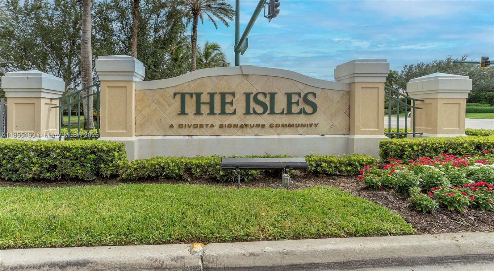 ISLES AT PALM BEACH GARDE - Residential