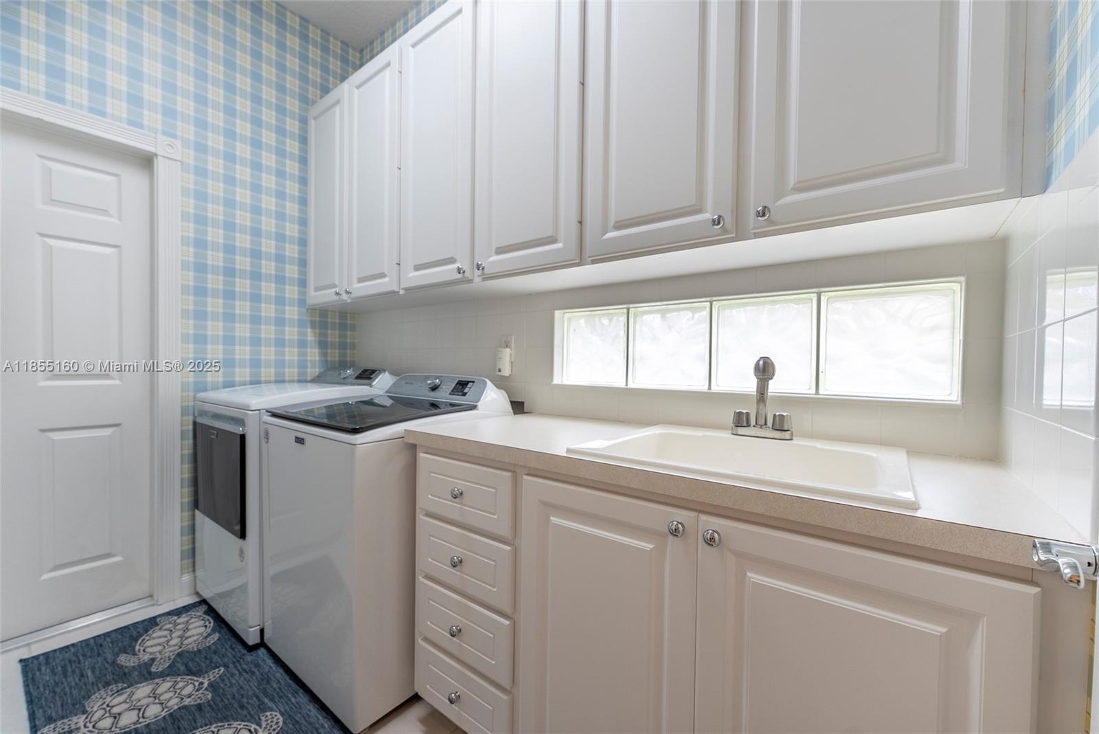 ISLES AT PALM BEACH GARDE - Residential
