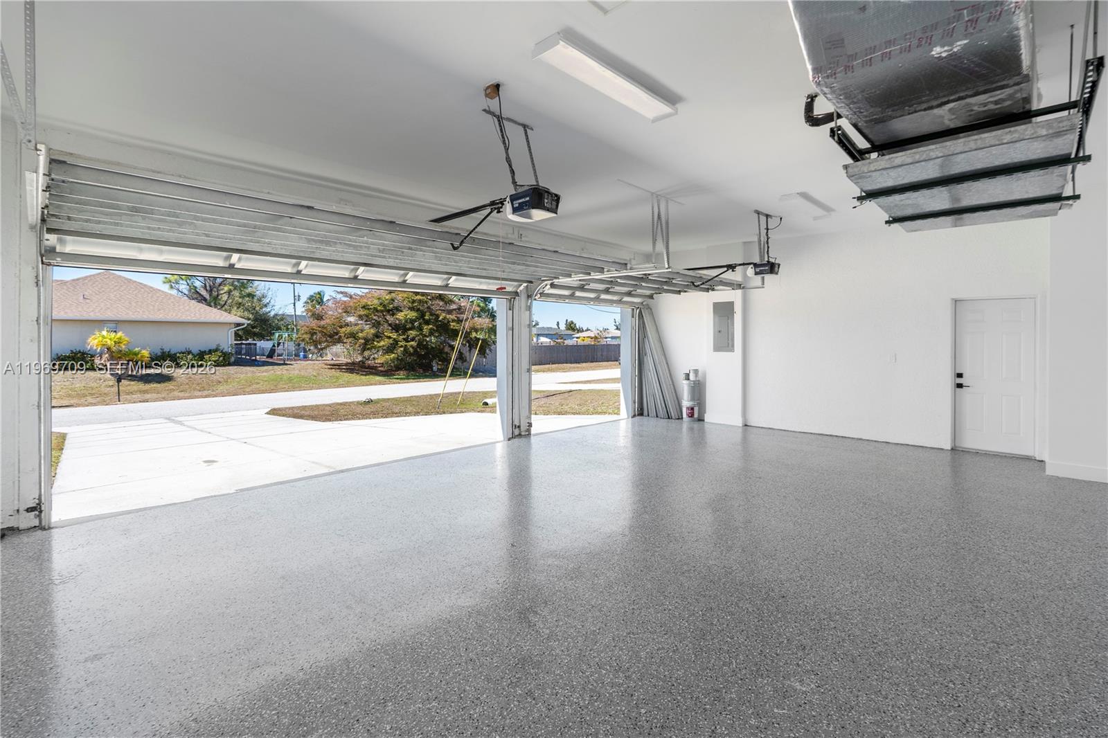 CAPE CORAL UNIT - Residential