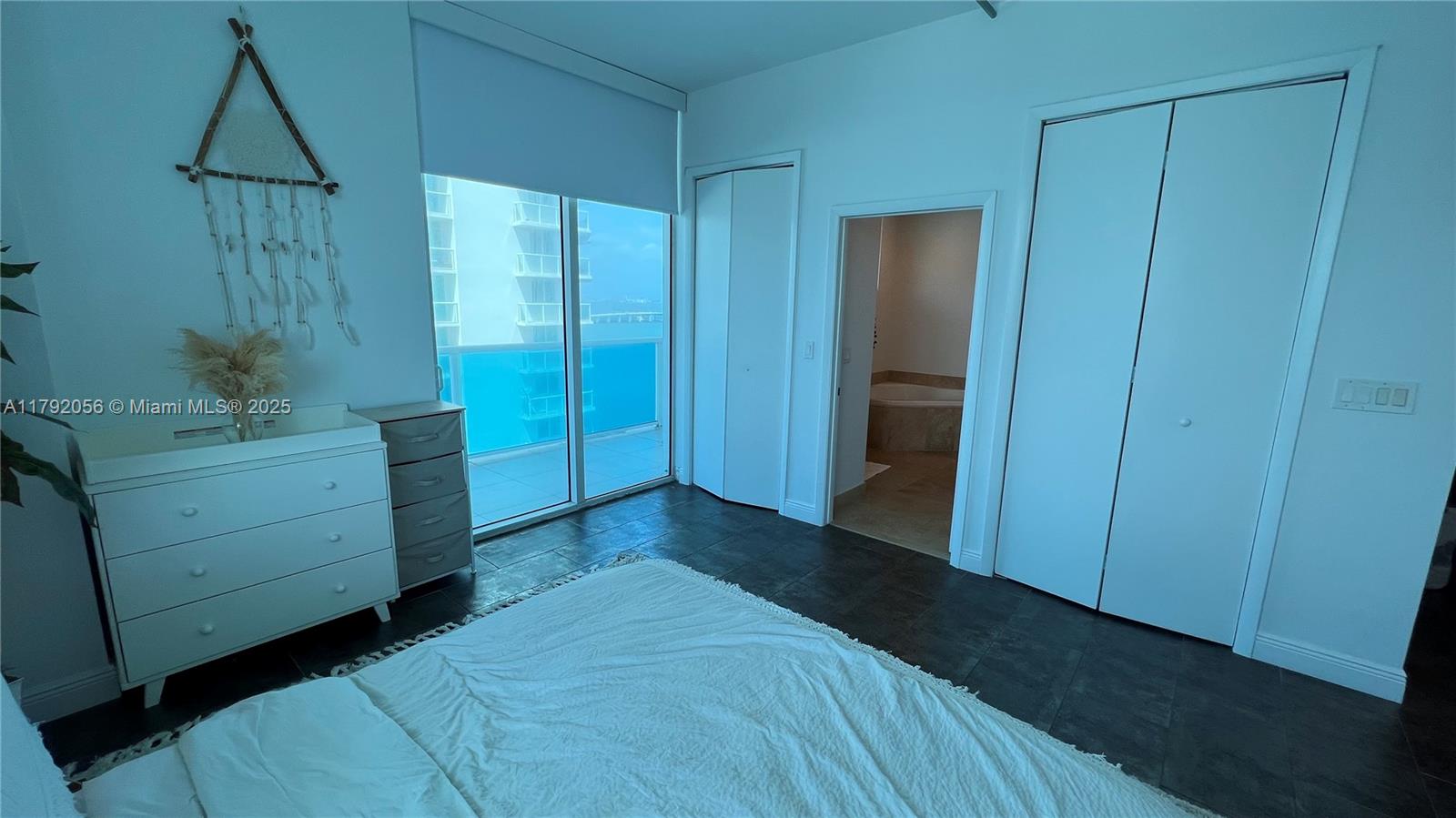 STAR LOFTS ON THE BAY CON - Residential Lease