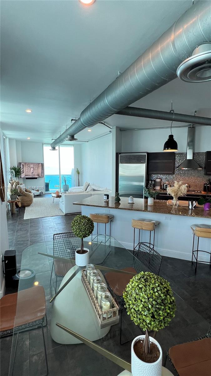 STAR LOFTS ON THE BAY CON - Residential Lease