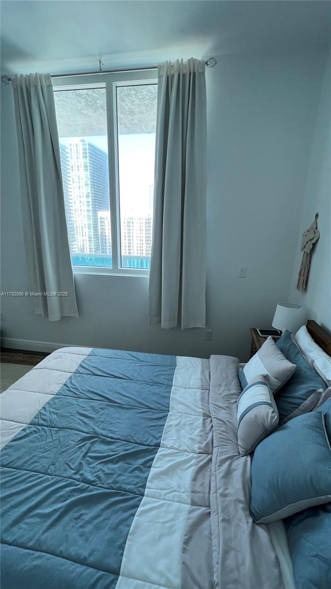 STAR LOFTS ON THE BAY CON - Residential Lease