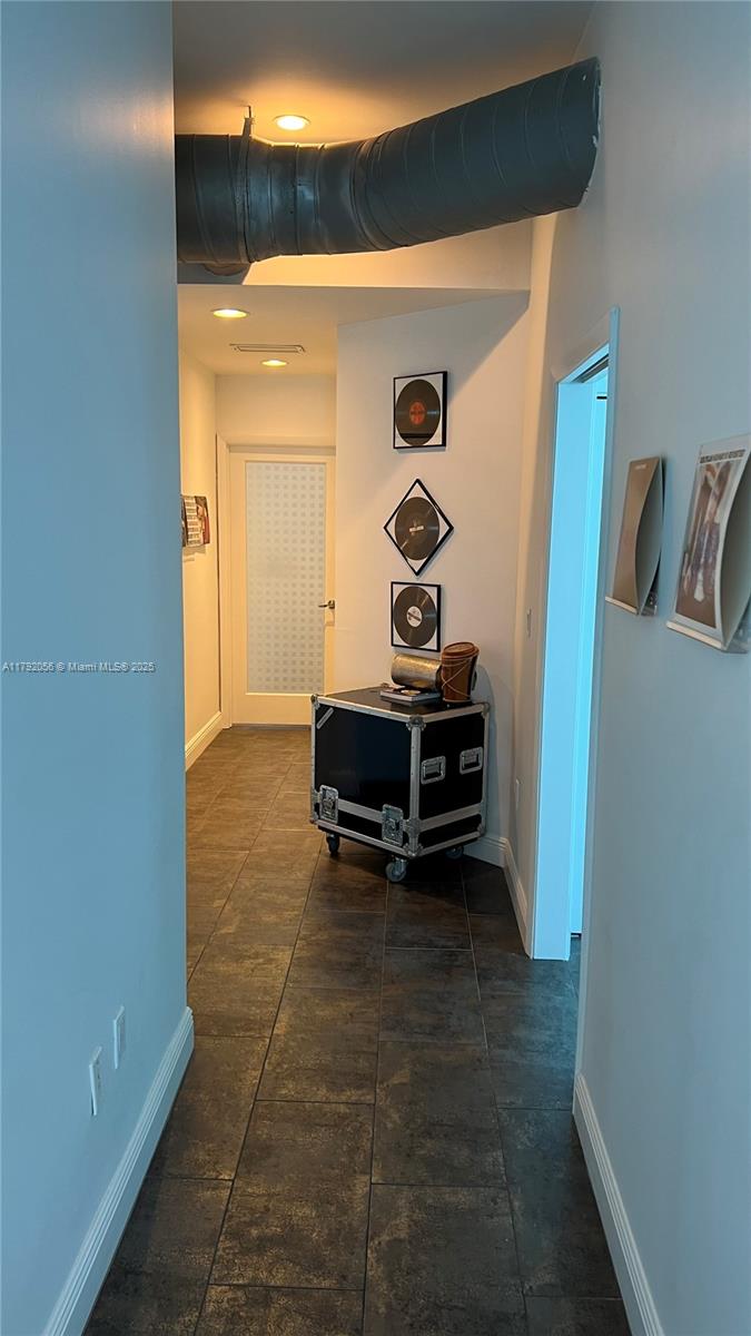 STAR LOFTS ON THE BAY CON - Residential Lease