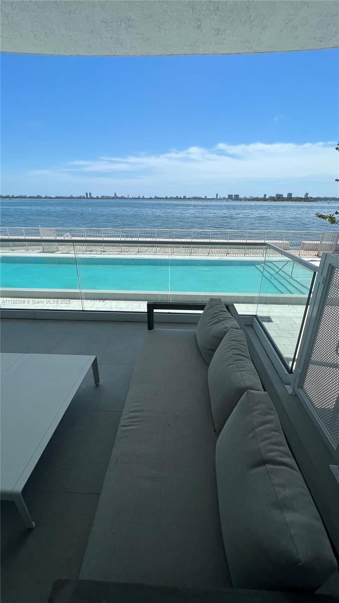 STAR LOFTS ON THE BAY CON - Residential Lease