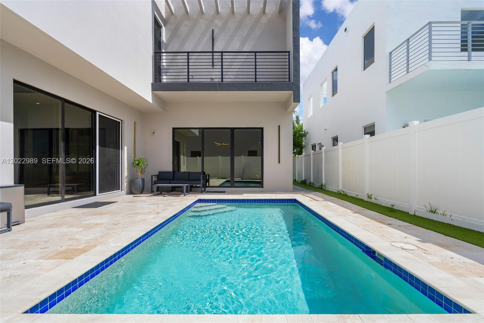 DORAL COMMONS RESIDENTIAL - Residential