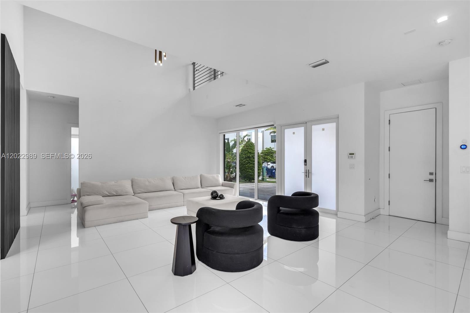 DORAL COMMONS RESIDENTIAL - Residential