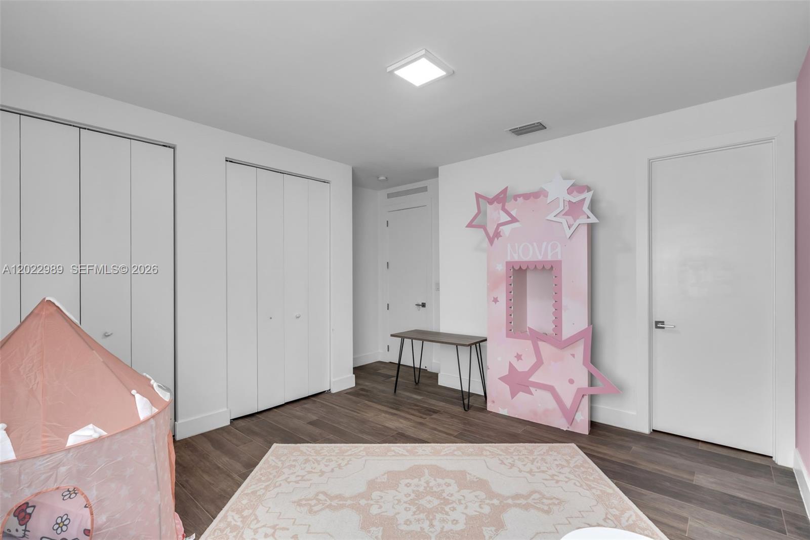 DORAL COMMONS RESIDENTIAL - Residential